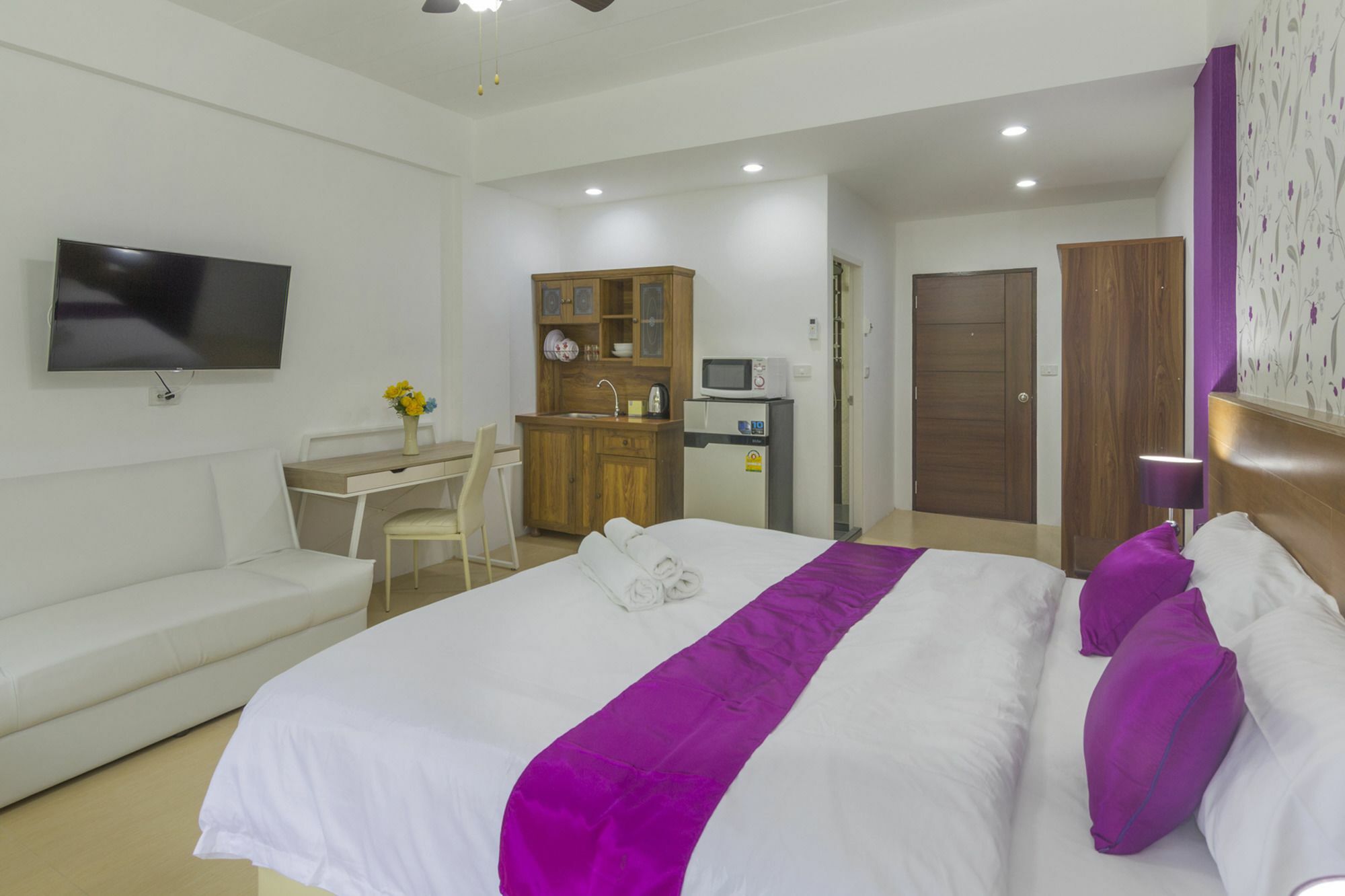 Kontiki Guesthouse Jomtien Beach Zewnętrze zdjęcie